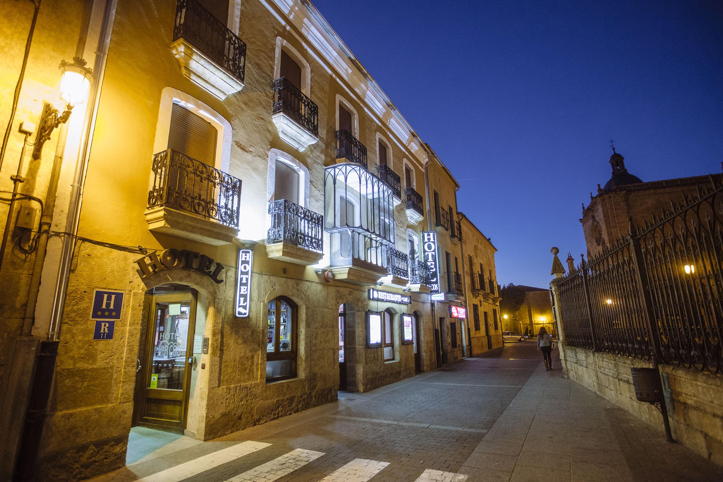 Hotel Arcos Catedral Ciudad-Rodrigo Εξωτερικό φωτογραφία