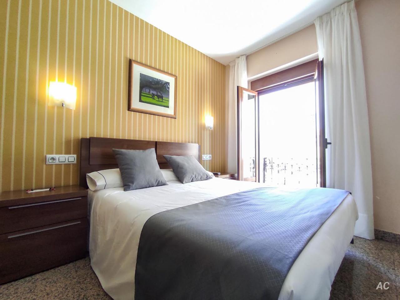 Hotel Arcos Catedral Ciudad-Rodrigo Δωμάτιο φωτογραφία